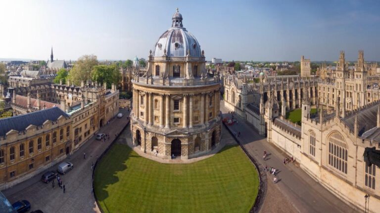 How to Become a Teacher at the University of Oxford 